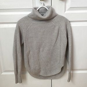 Aritzia sweater
